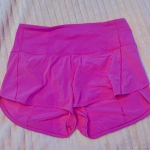 Lululemon sonic pink speed up shorts size 6